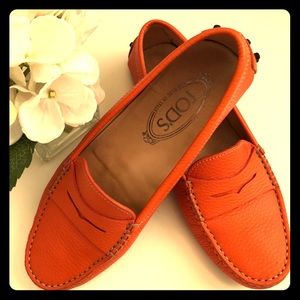 ⏰FRIYAY SALE⏰Tod’s Grommini Drivers 37